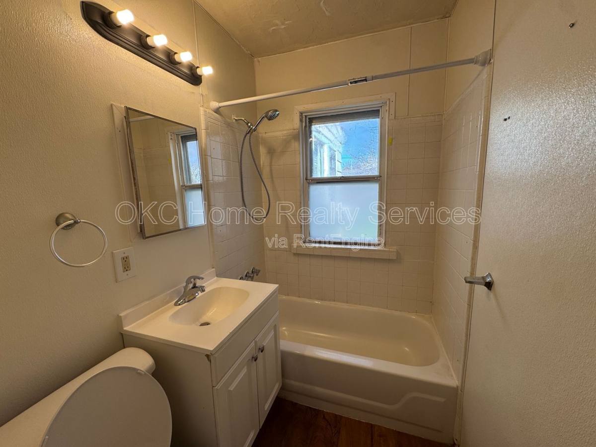 House for rent at 2148 N Stonewall Ave, Oklahoma City, OK 73111