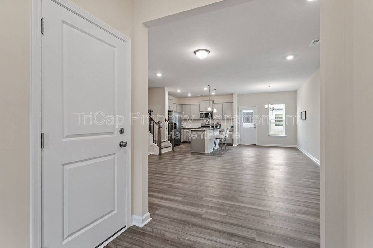 Townhouse for rent at 416 Glen Clova Dr, Raleigh, NC 27603