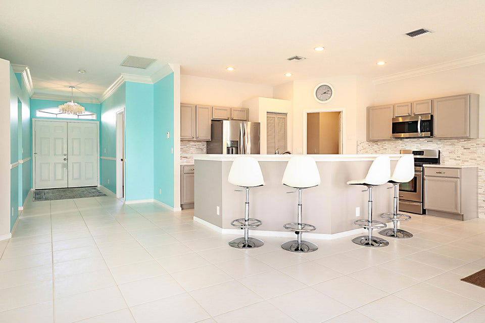 House for rent at 1422 Fairway Circle, West Palm Beach, FL 33413