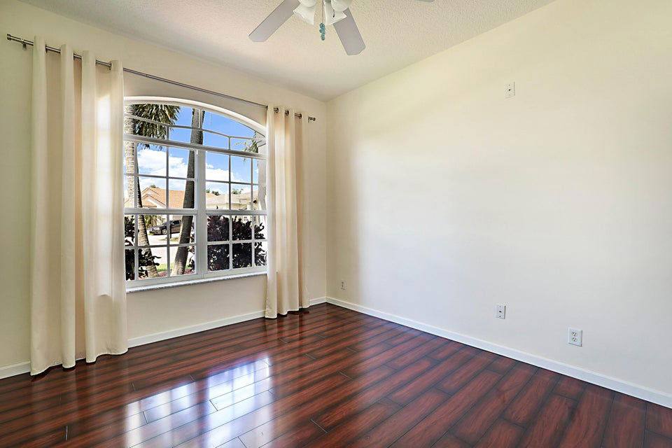 House for rent at 1422 Fairway Circle, West Palm Beach, FL 33413