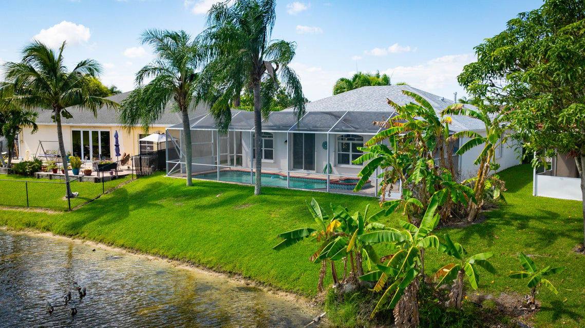 House for rent at 1422 Fairway Circle, West Palm Beach, FL 33413