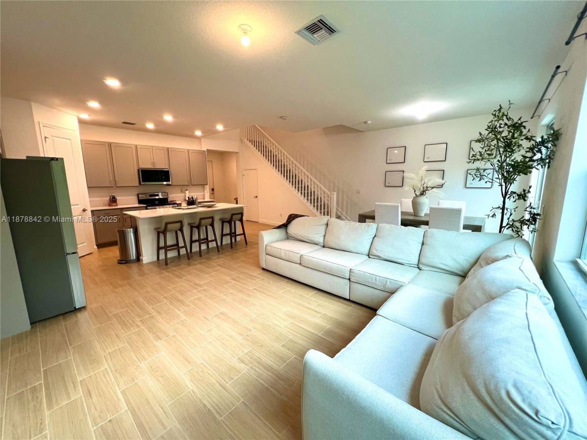 Townhouse for rent at 9045 Zevon Court, Lake Worth, FL 33467