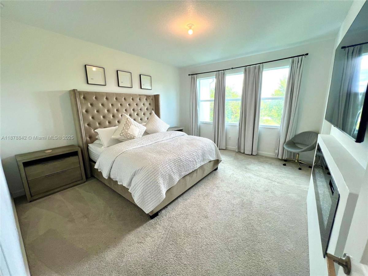 Townhouse for rent at 9045 Zevon Court, Lake Worth, FL 33467