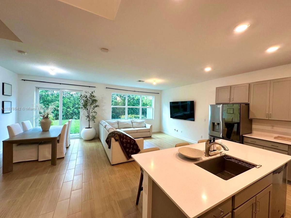Townhouse for rent at 9045 Zevon Court, Lake Worth, FL 33467