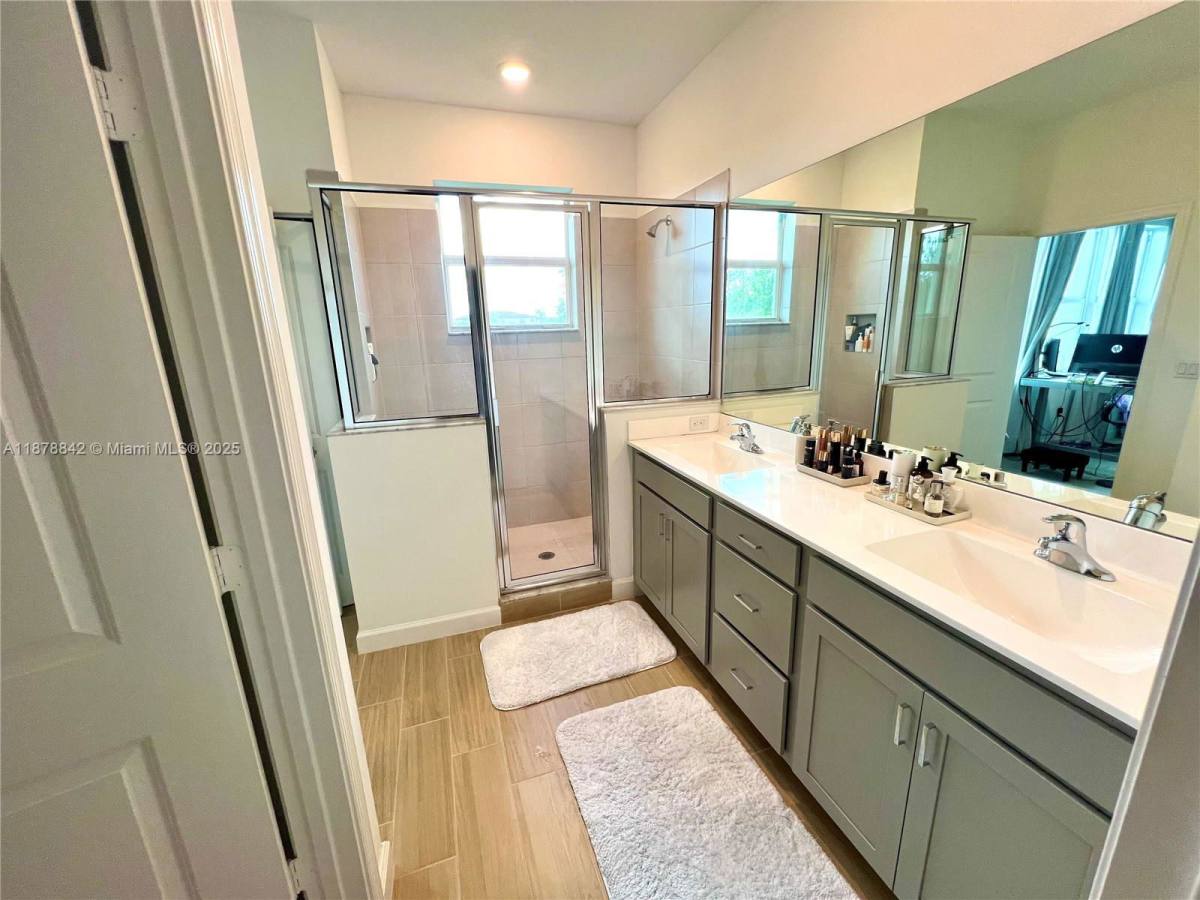Townhouse for rent at 9045 Zevon Court, Lake Worth, FL 33467