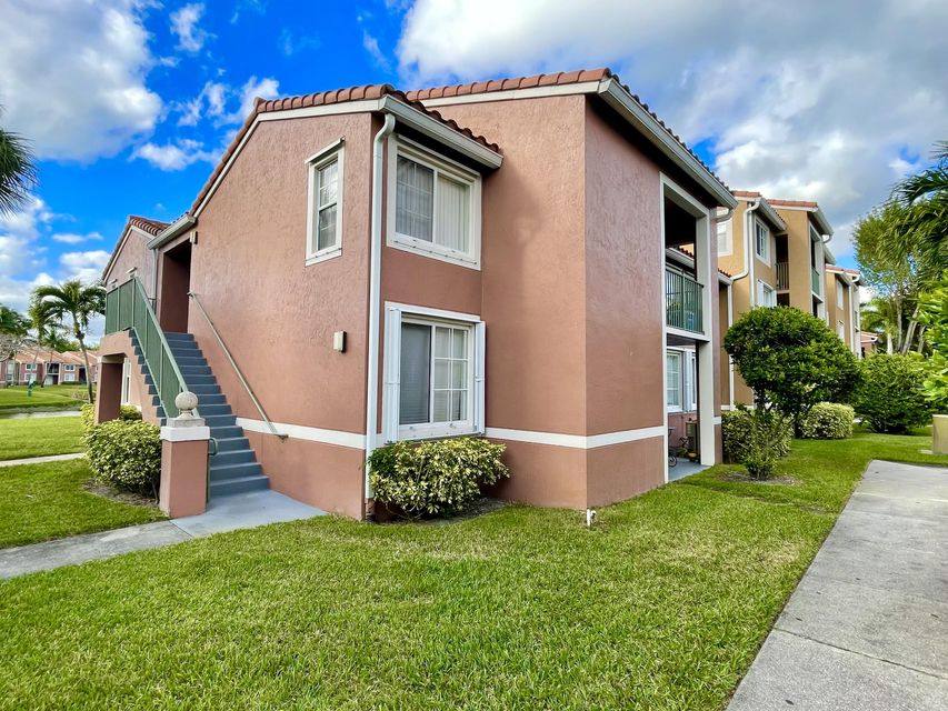 Condo for rent at 7912 Sonoma Springs Circle, Lake Worth, FL 33463