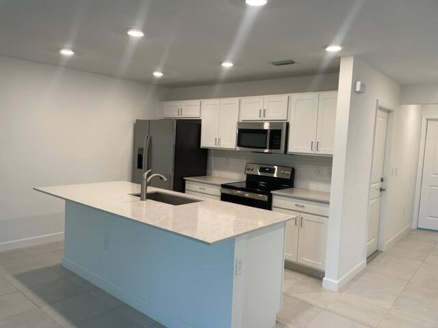 6737 Broadwater Lane, Lake Worth, FL 33467 - Townhouse For Rent - Image 2