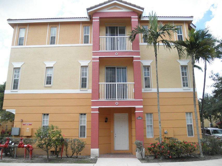 Townhouse for rent at 3308 Shoma Dr, Wellington, FL 33414