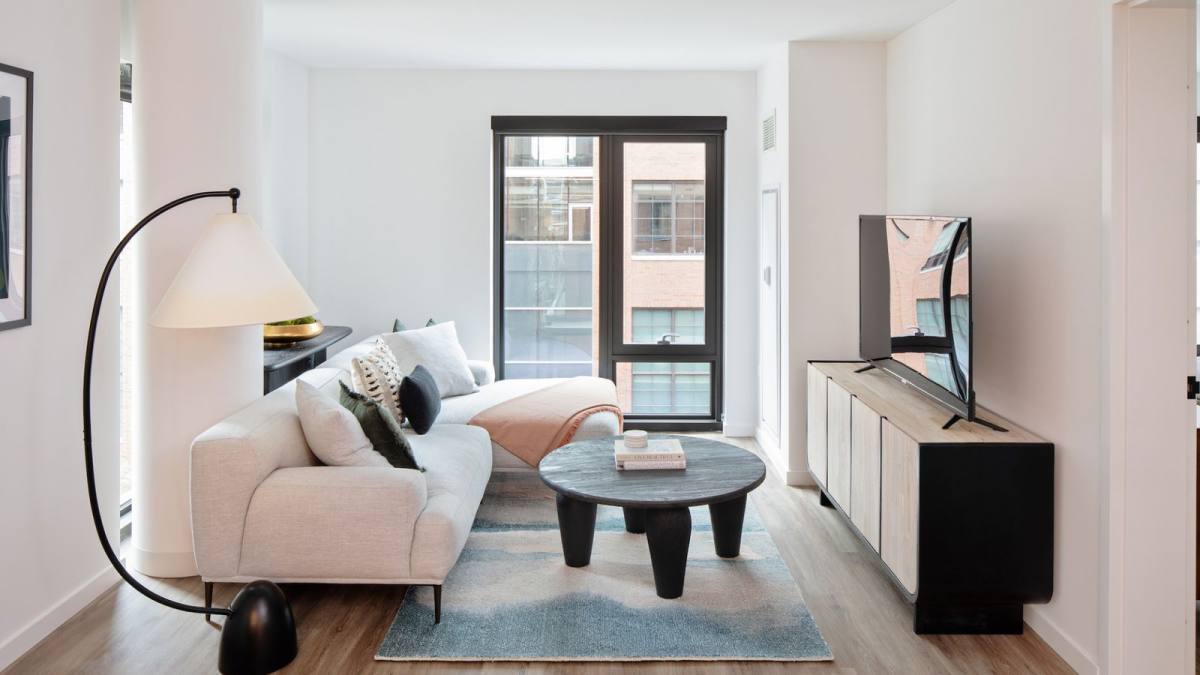 166 N Aberdeen St #1209, Chicago, IL 60607 - Apartment For Rent - Image 8