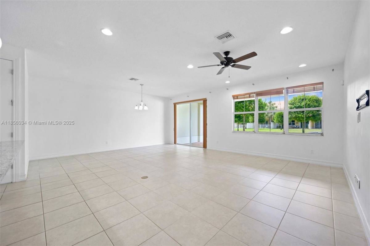 Townhouse for rent at 11941 Park Central, West Palm Beach, FL 33411