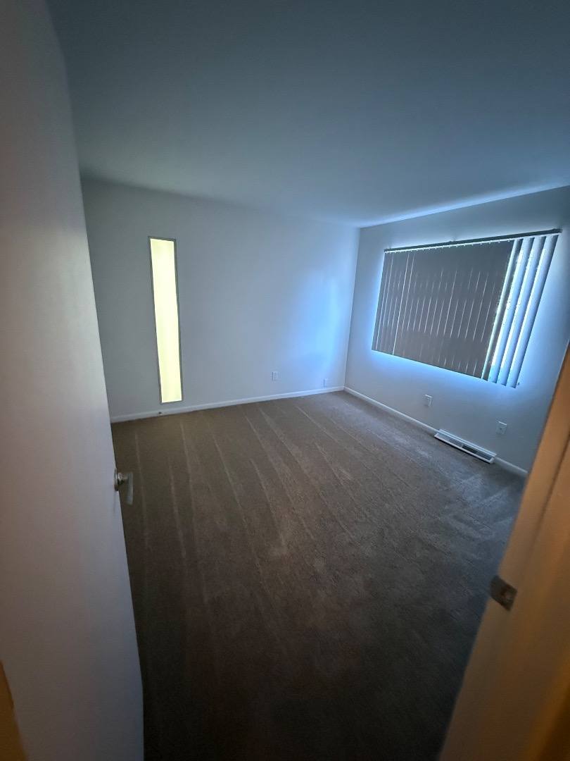 Townhouse for rent at 2560 Key St #3L, Toledo, OH 43614