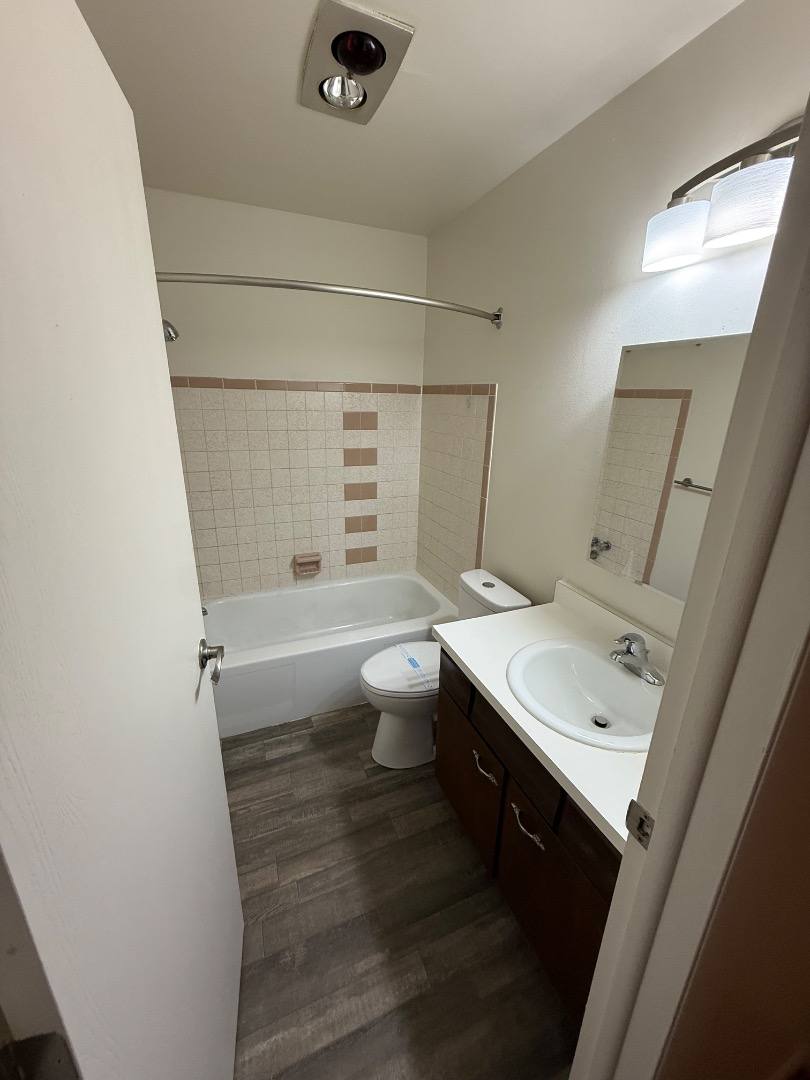 Townhouse for rent at 2560 Key St #3L, Toledo, OH 43614