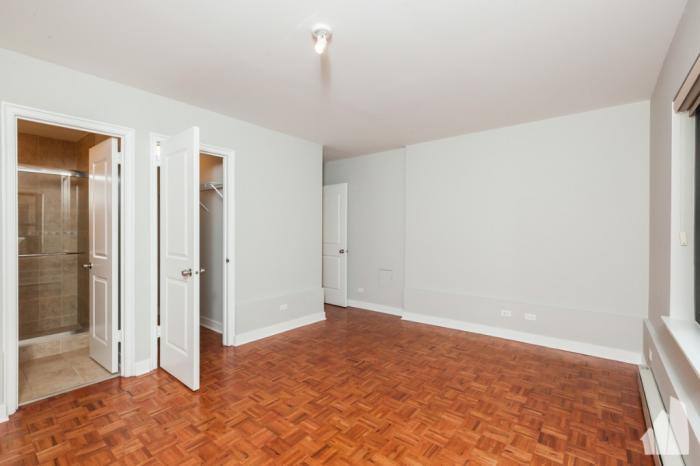 Apartment for rent at 1400 N Lakeshore Dr, Chicago, IL 60610