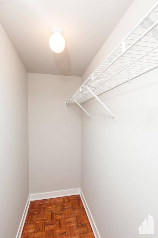 Apartment for rent at 1400 N Lakeshore Dr, Chicago, IL 60610