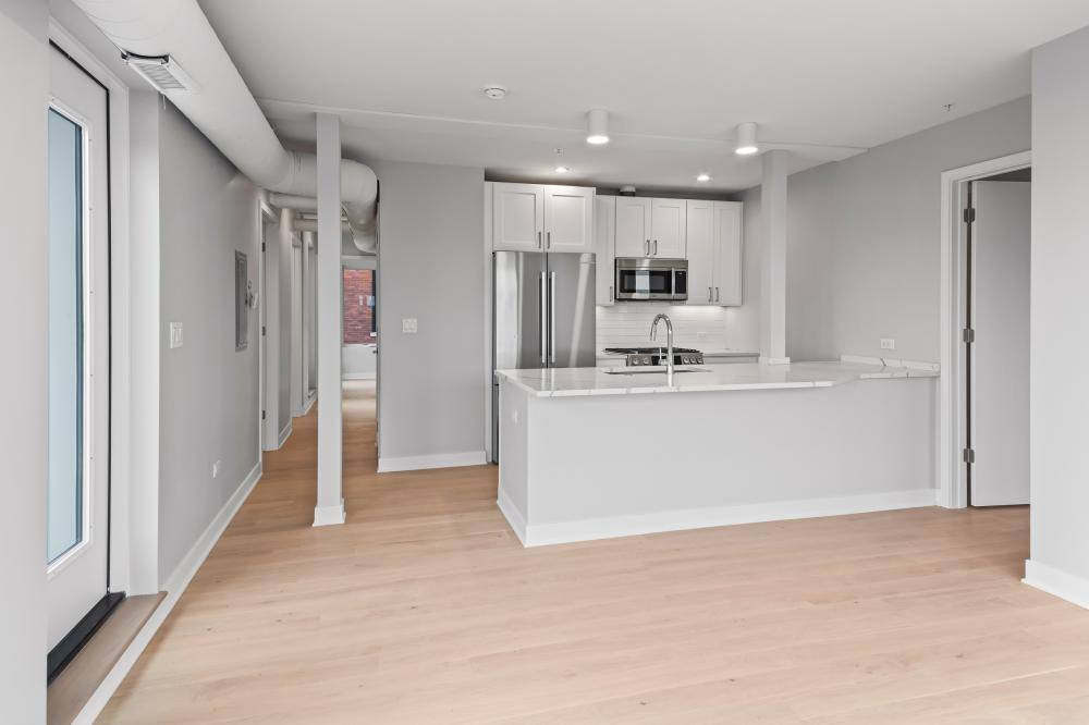 Apartment for rent at 4637 N Ashland #401, Chicago, IL 60640