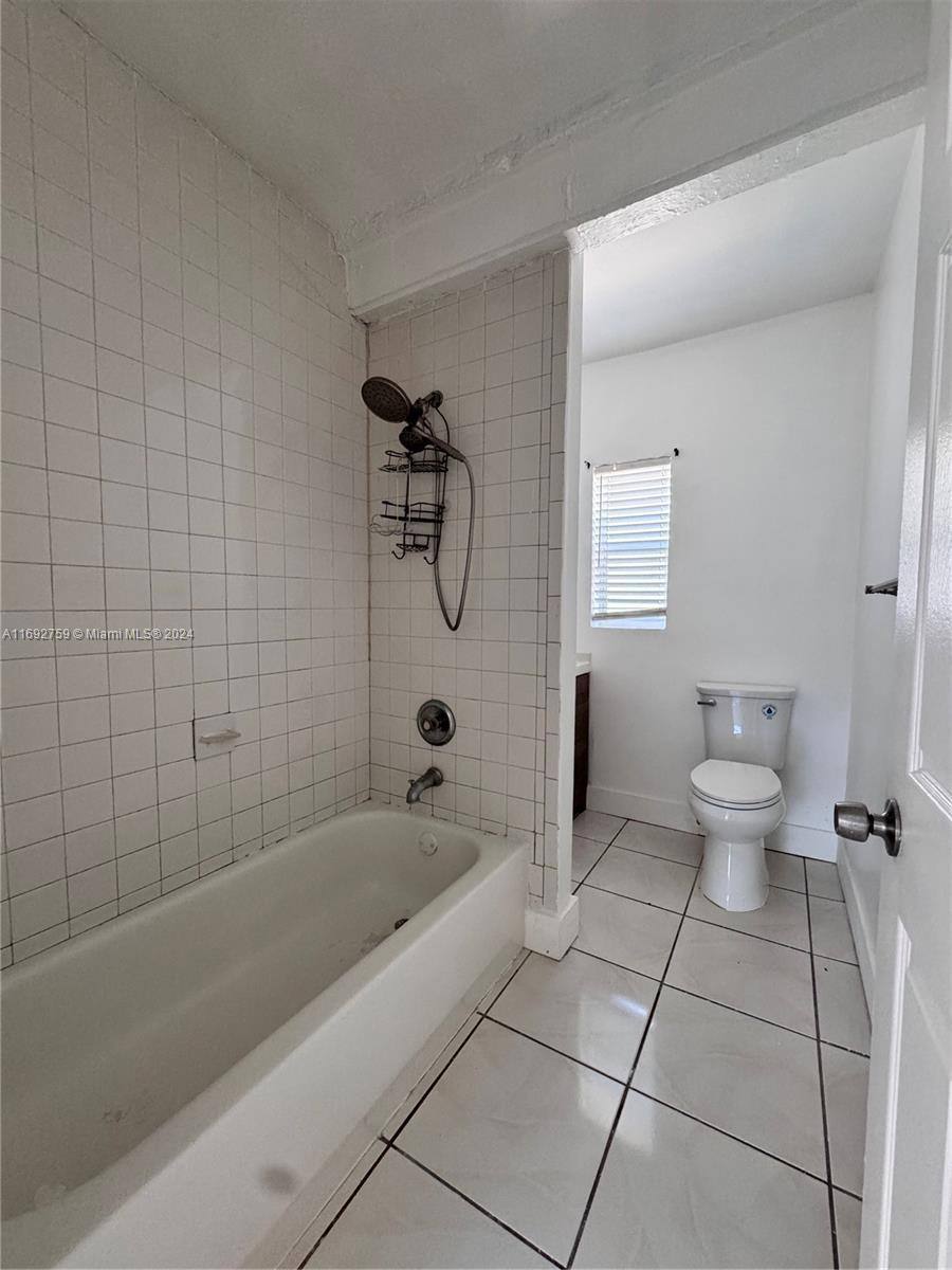 Apartment for rent at 715 SW 6th St #2, Dania, FL 33004