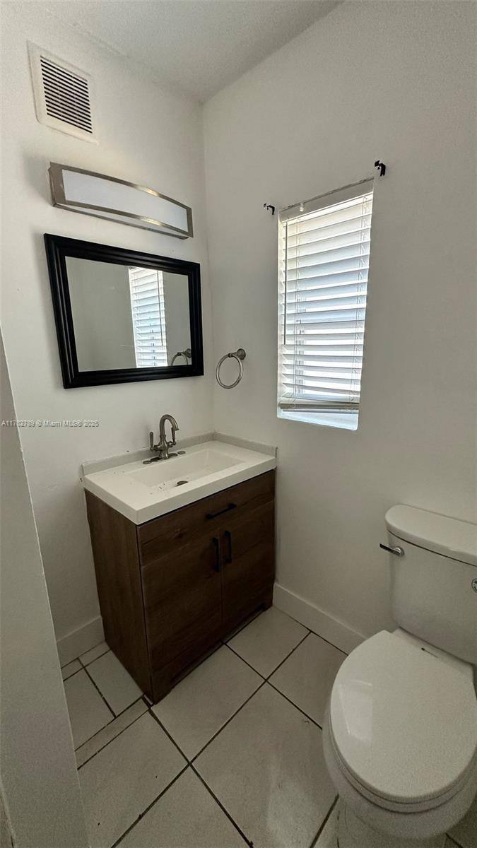Apartment for rent at 715 SW 6th St #2, Dania, FL 33004