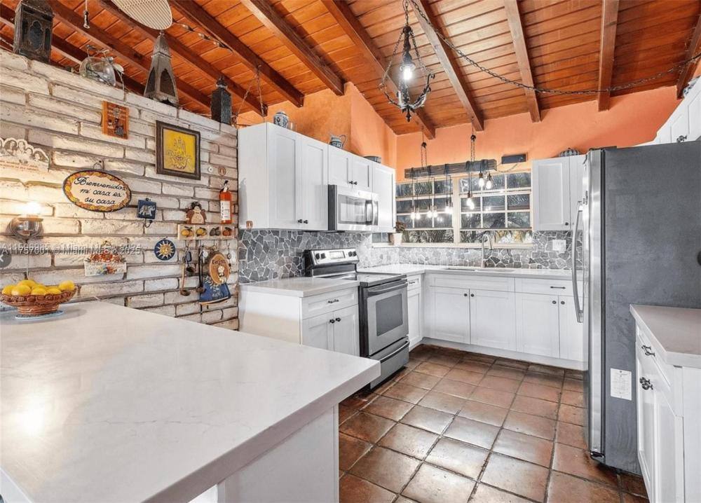House for rent at 11300 Griffing Blvd, Miami, FL 33161