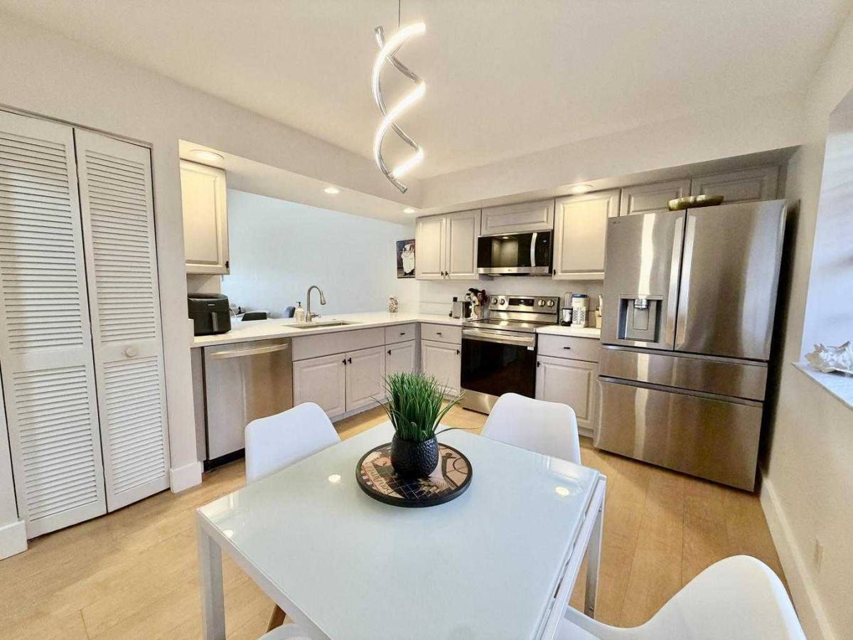 Condo for rent at 7935 La Mirada Dr, Boca Raton, FL 33433