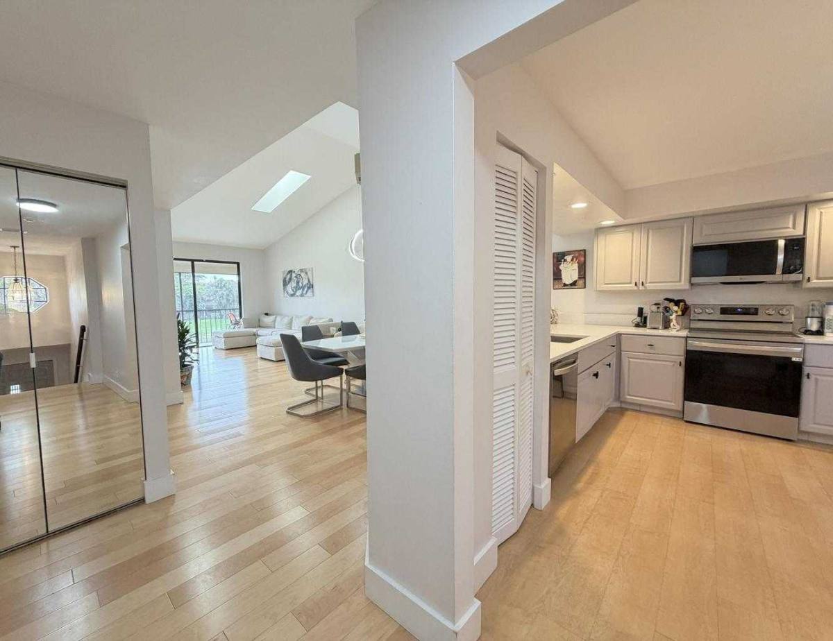 Condo for rent at 7935 La Mirada Dr, Boca Raton, FL 33433