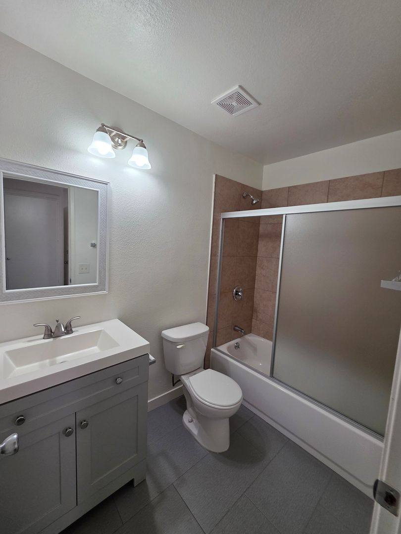 House for rent at 414 Brighton Springs, Costa Mesa, CA 92627