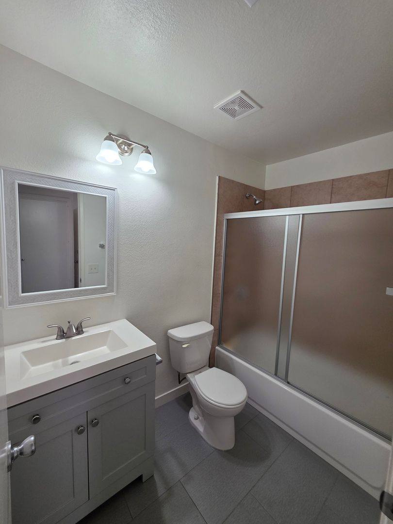 House for rent at 414 Brighton Springs, Costa Mesa, CA 92627