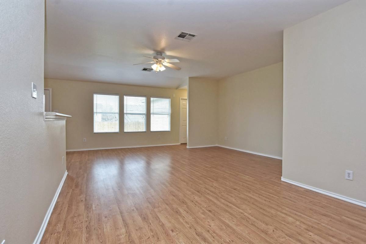 House for rent at 401 Bandera Woods Blvd, Elgin, TX 78621
