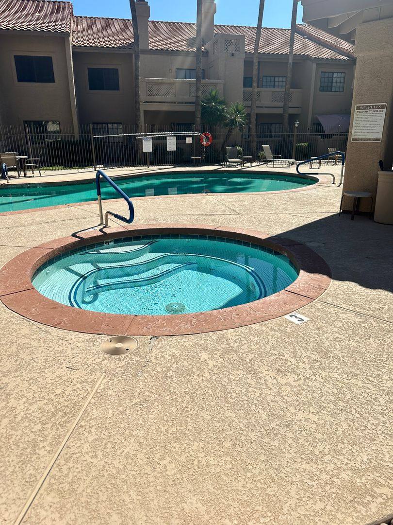 House for rent at 930 N Mesa Dr, Mesa, AZ 85201