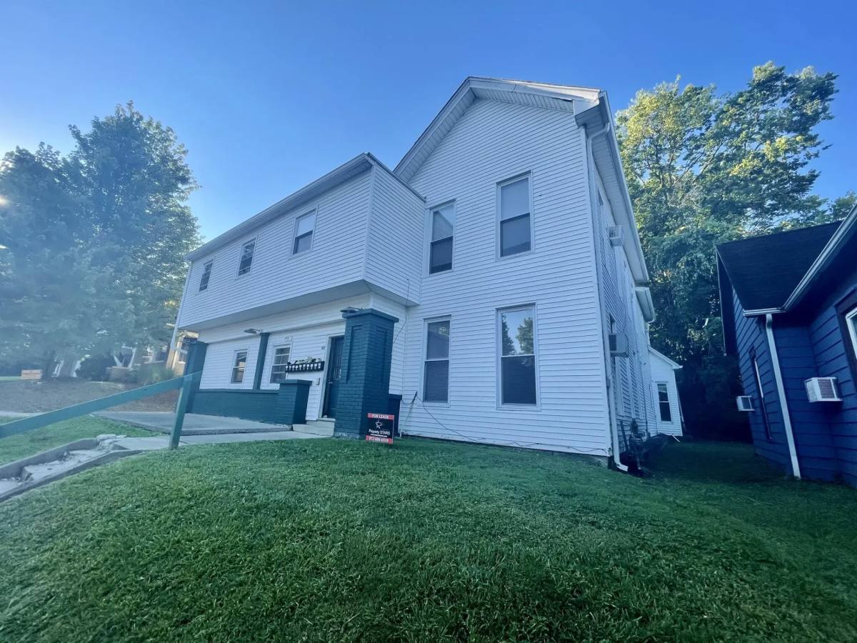 Apartment for rent at 416 E 2nd St, Bloomington, IN 47401