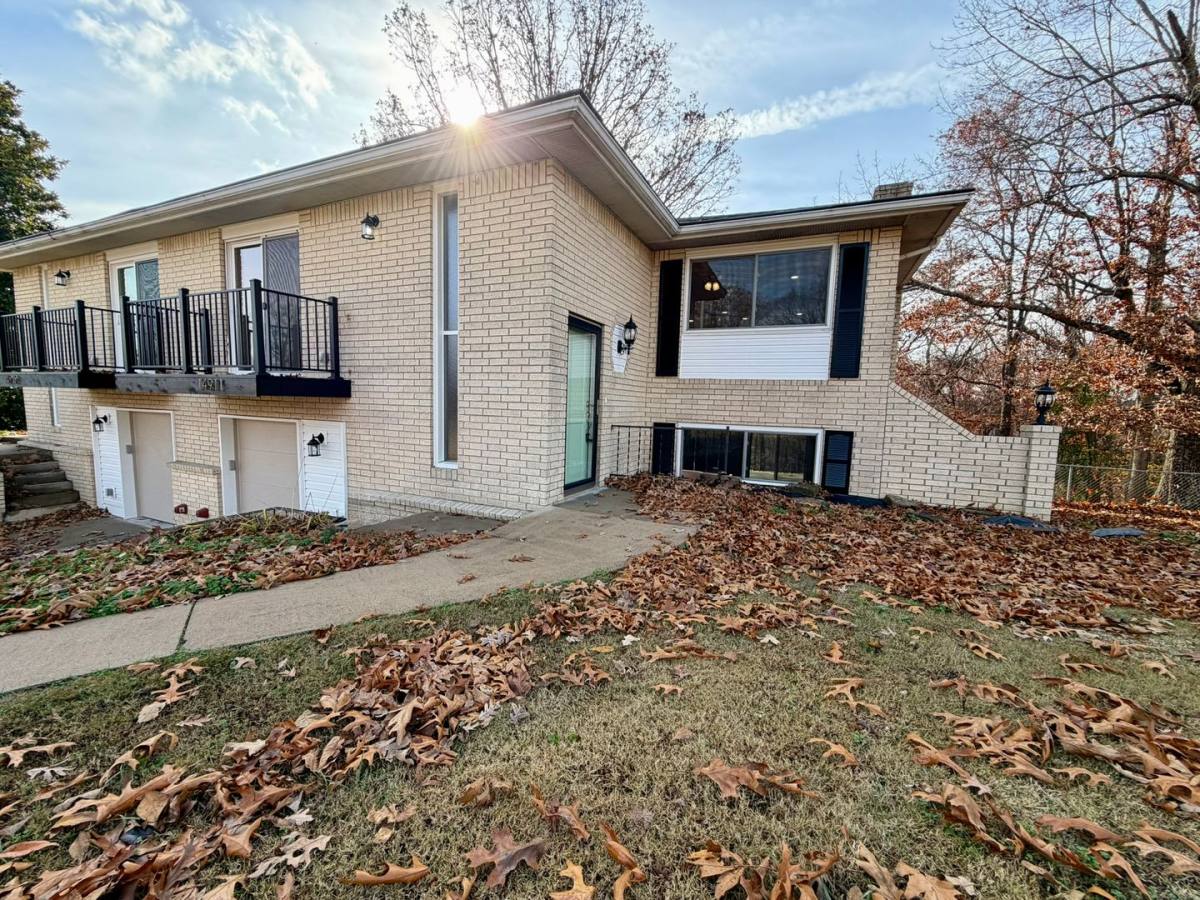 House for rent at 14911 Dutchmans Dr, Rogers, AR 72756