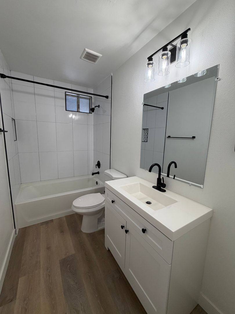 Apartment for rent at 302 E Monte Vista Rd, Phoenix, AZ 85004