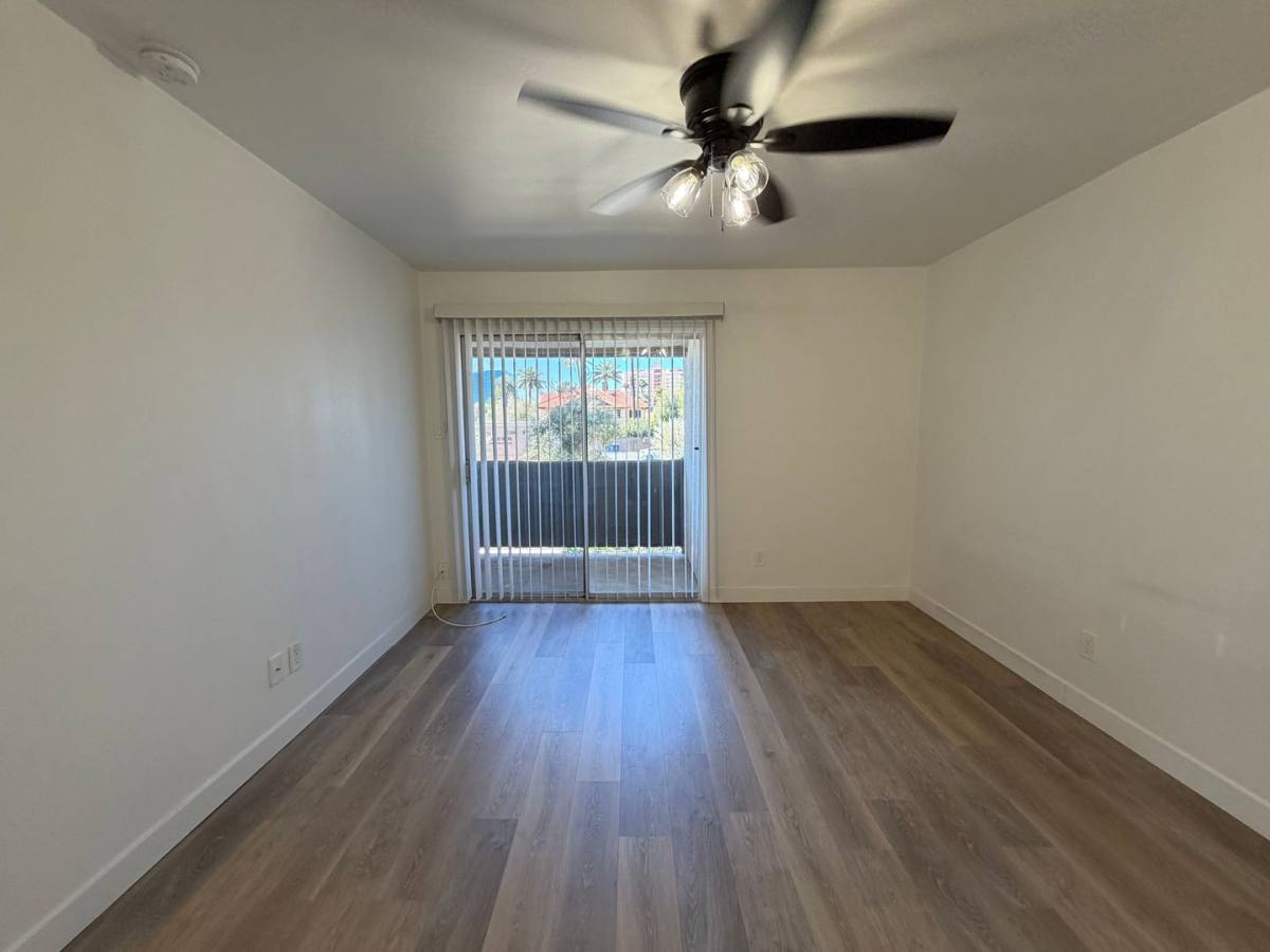 Apartment for rent at 302 E Monte Vista Rd, Phoenix, AZ 85004