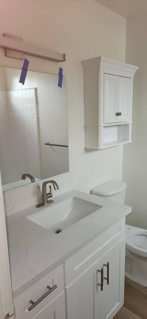 Apartment for rent at 16750 Sherman Way, Van Nuys, CA 91406
