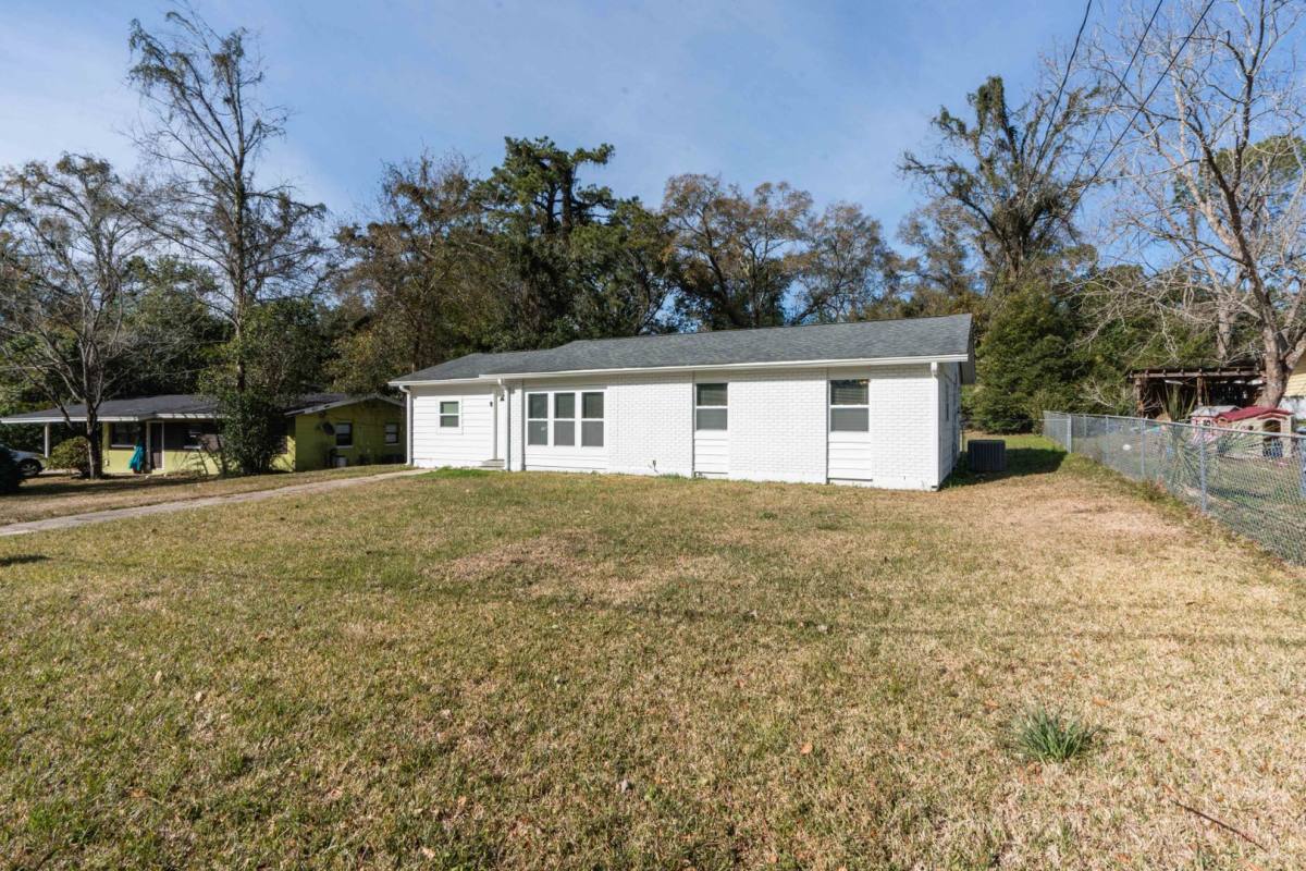 House for rent at 406 Essex Dr, Tallahassee, FL 32304
