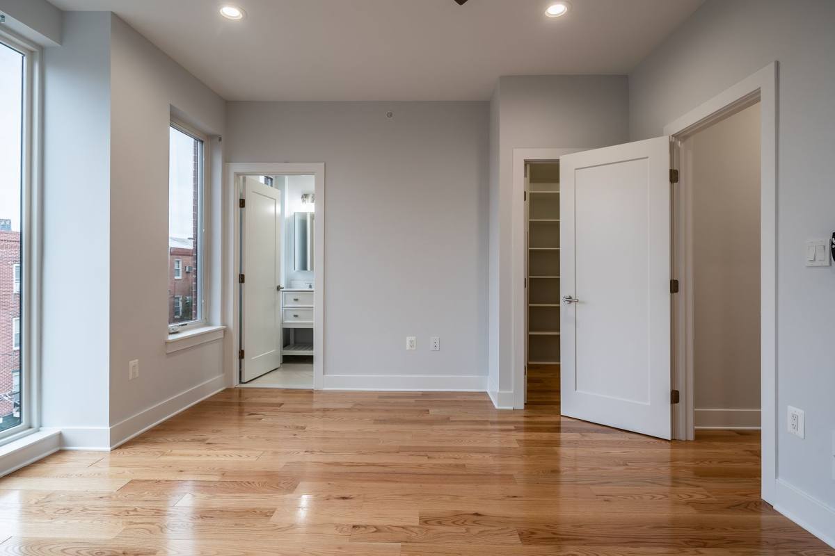 House for rent at 237 Tasker St, Philadelphia, PA 19148