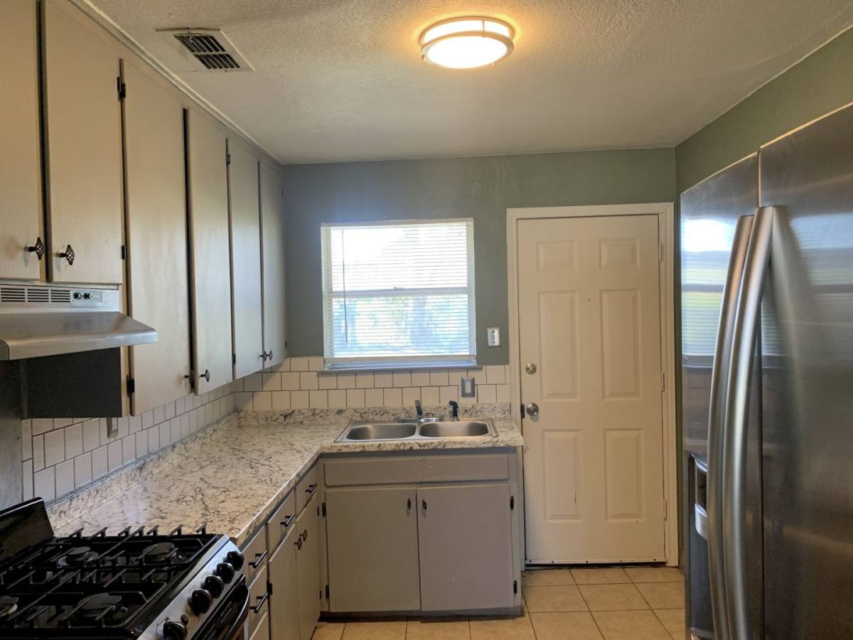 Apartment for rent at 212 E Valley Rd, Harker Heights, TX 76548