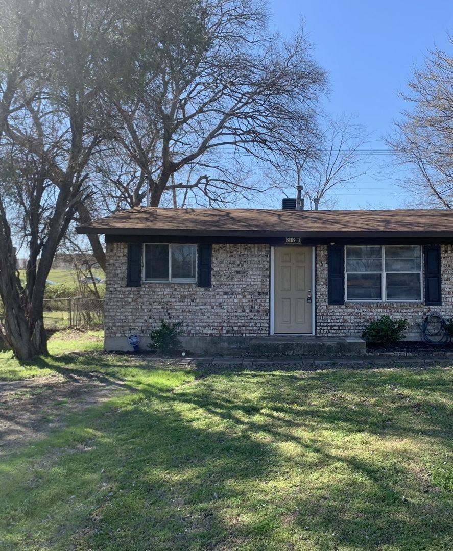 Apartment for rent at 212 E Valley Rd, Harker Heights, TX 76548