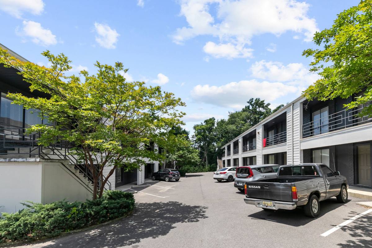 Apartment for rent at 1613 13th Ave S, Birmingham, AL 35205