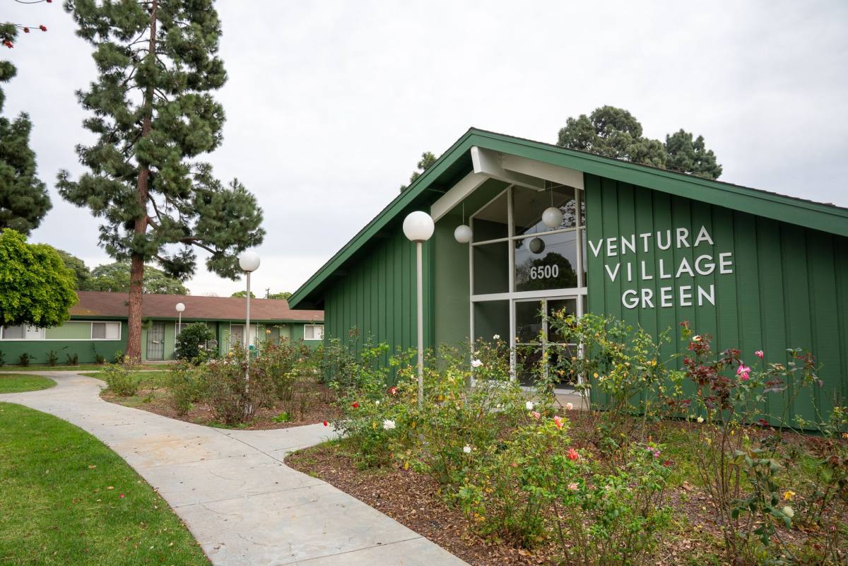 Apartment for rent at 6500 Telephone Rd, Ventura, CA 93003