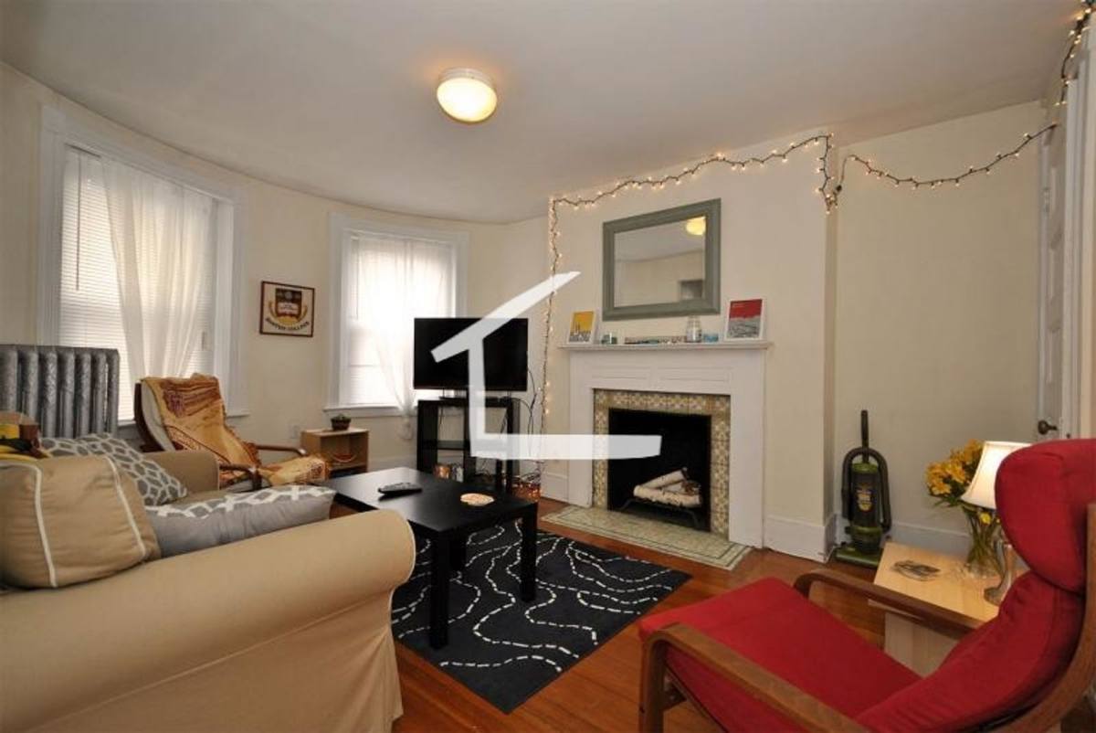 Apartment for rent at 29 Linden St #A2, Brookline, MA 02445