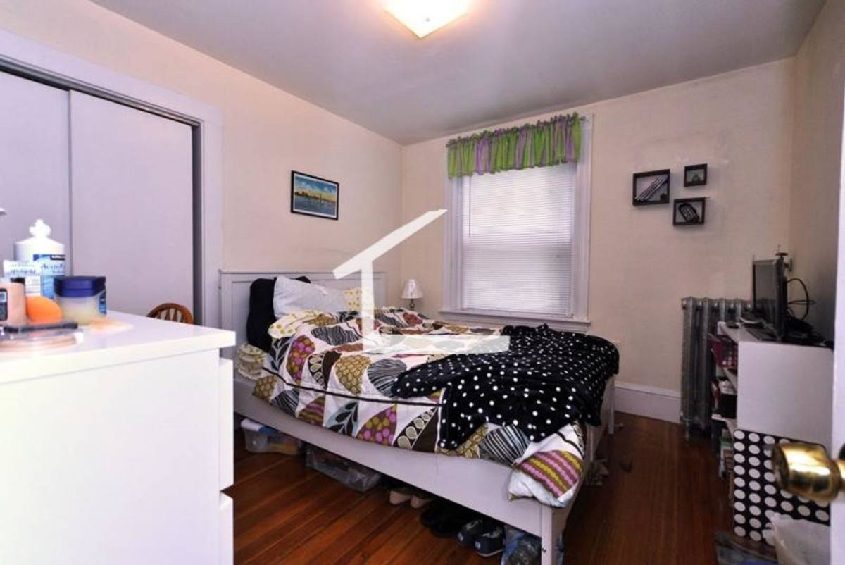 Apartment for rent at 29 Linden St #A2, Brookline, MA 02445
