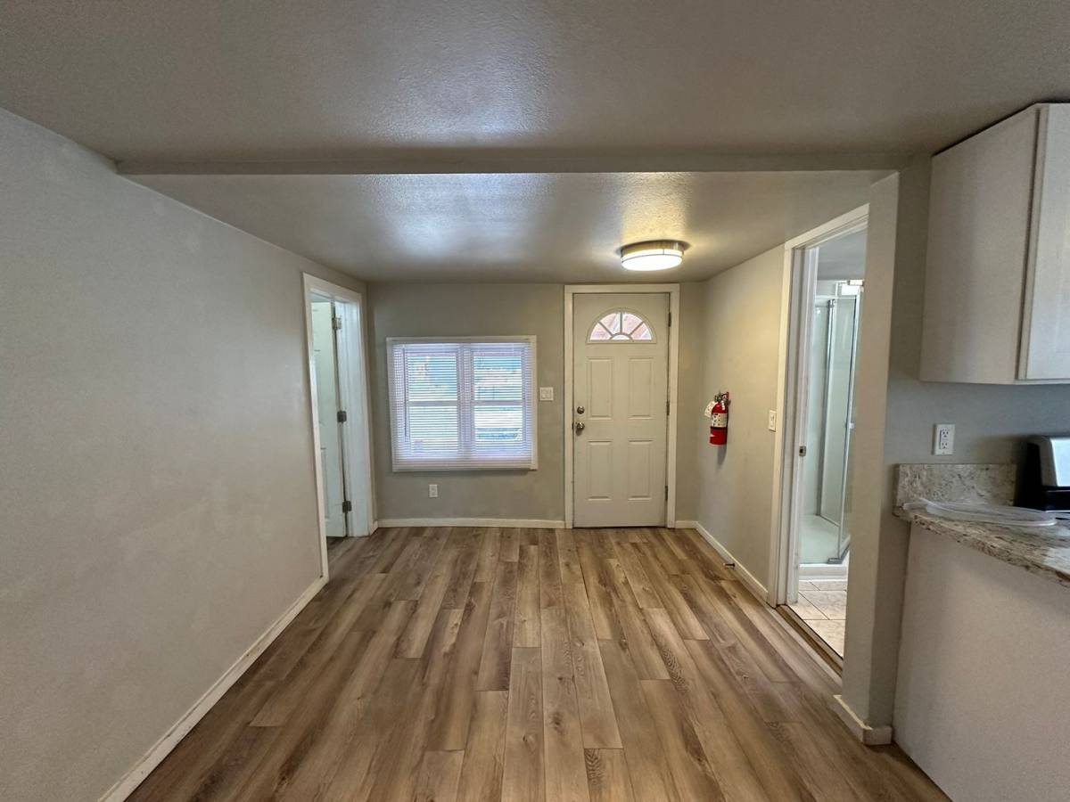 Apartment for rent at 1010 E 8th St, The Dalles, OR 97058