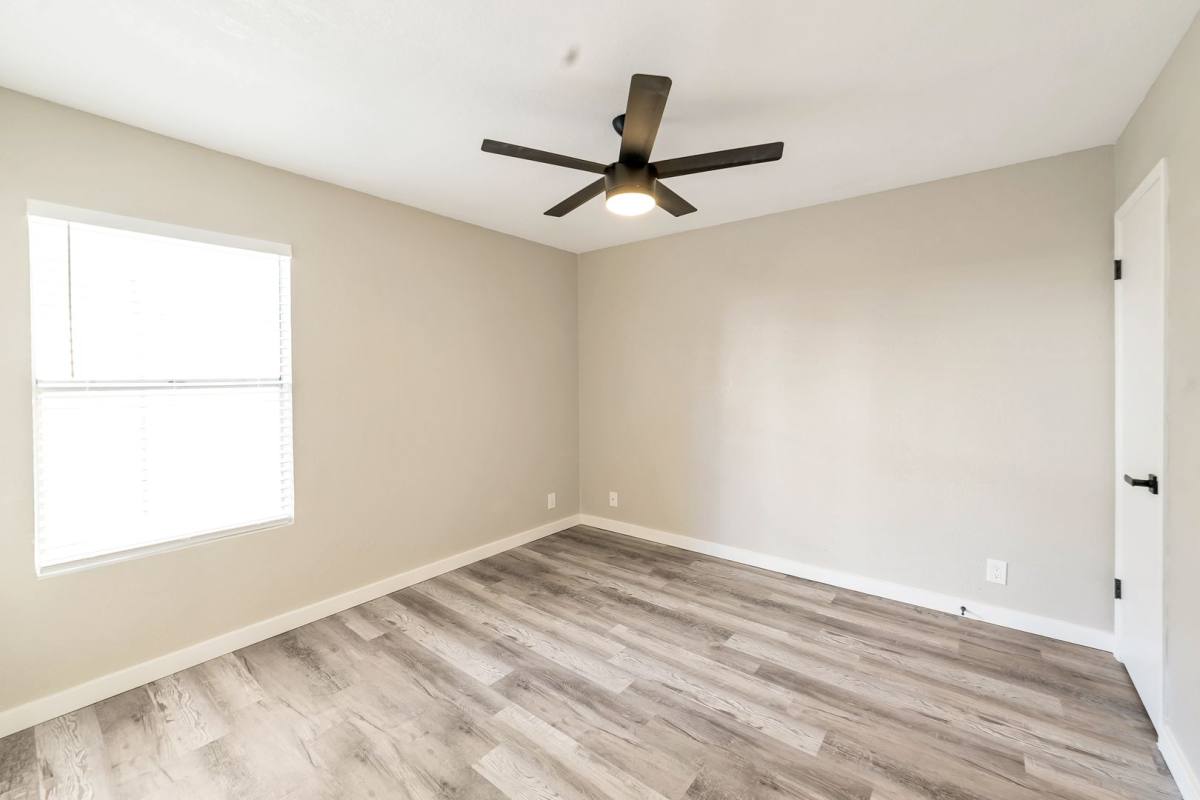 Apartment for rent at 2726 E Beck Lane, Phoenix, AZ 85032