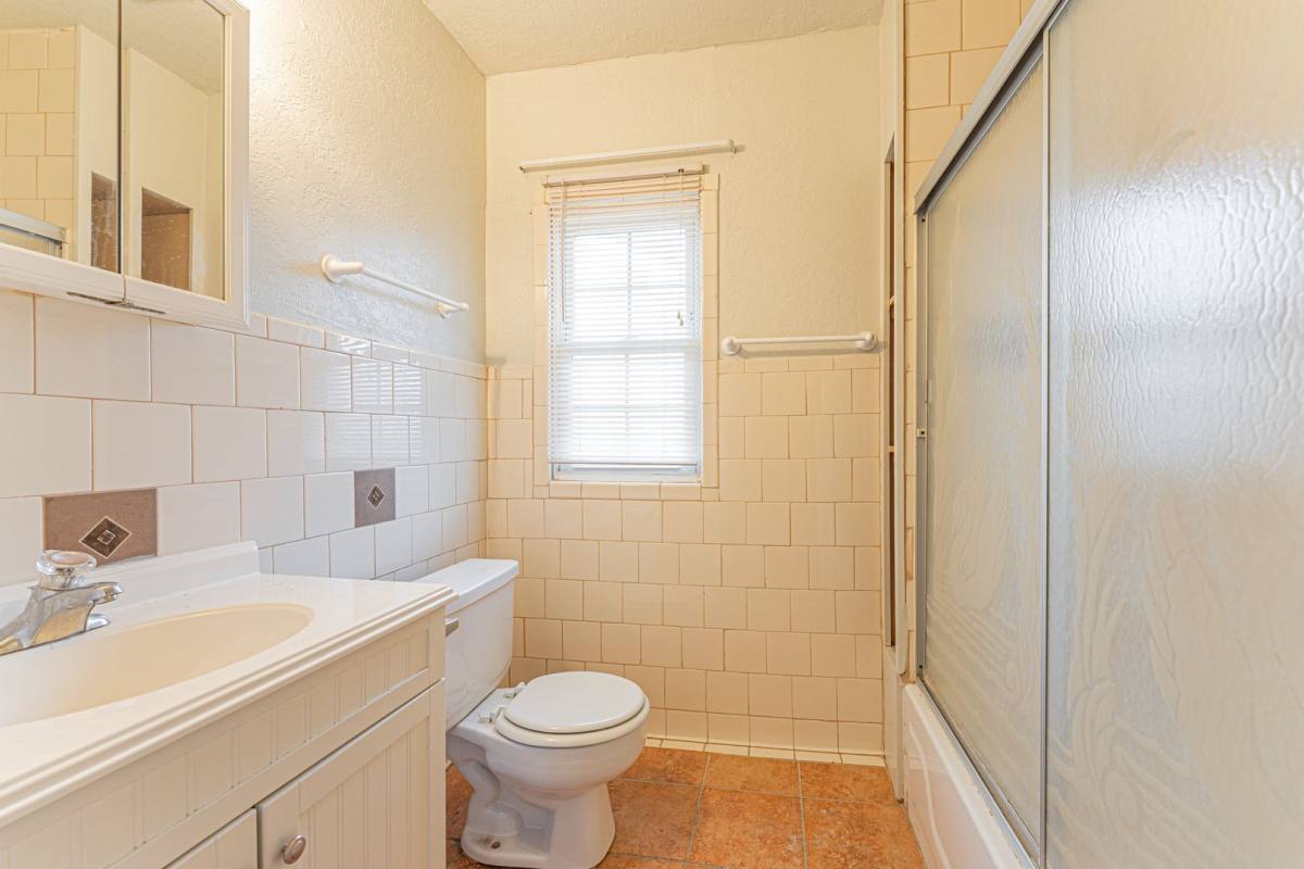 Apartment for rent at 458 College Ave, Norman, OK 73069