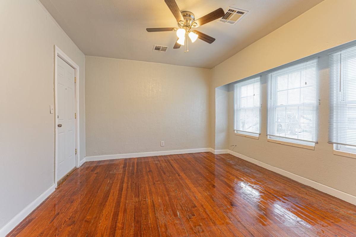 Apartment for rent at 458 College Ave, Norman, OK 73069