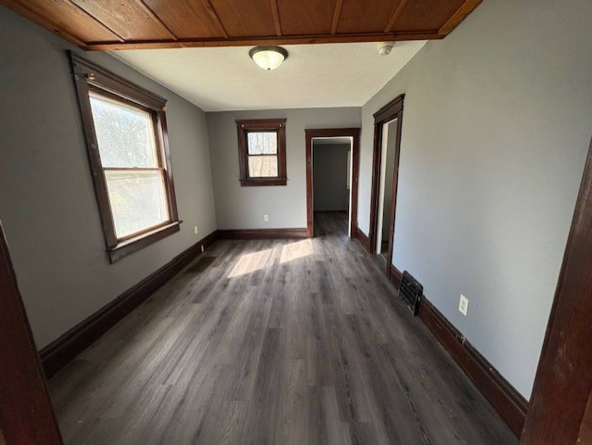 Apartment for rent at 566 Sumner St, Akron, OH 44311