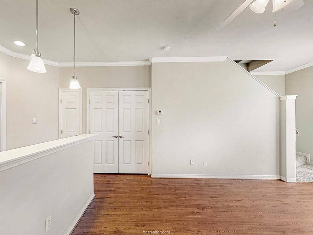 Townhouse for rent at 1198 Jones Butler Rd, College Station, TX 77840