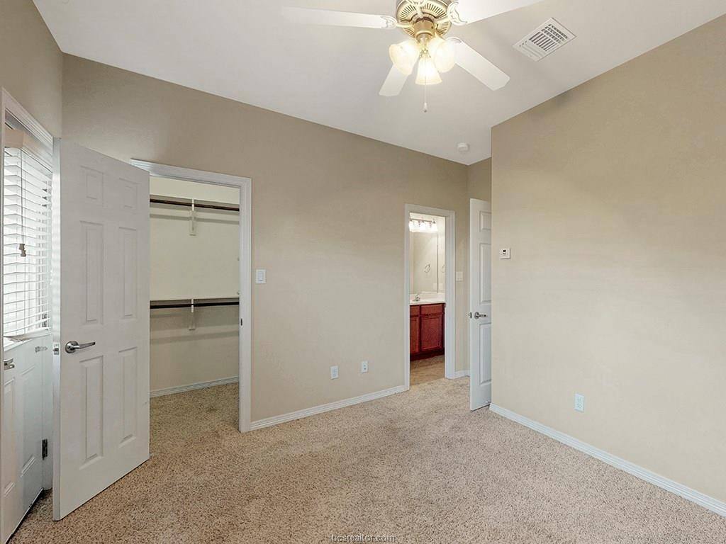 Townhouse for rent at 1198 Jones Butler Rd, College Station, TX 77840