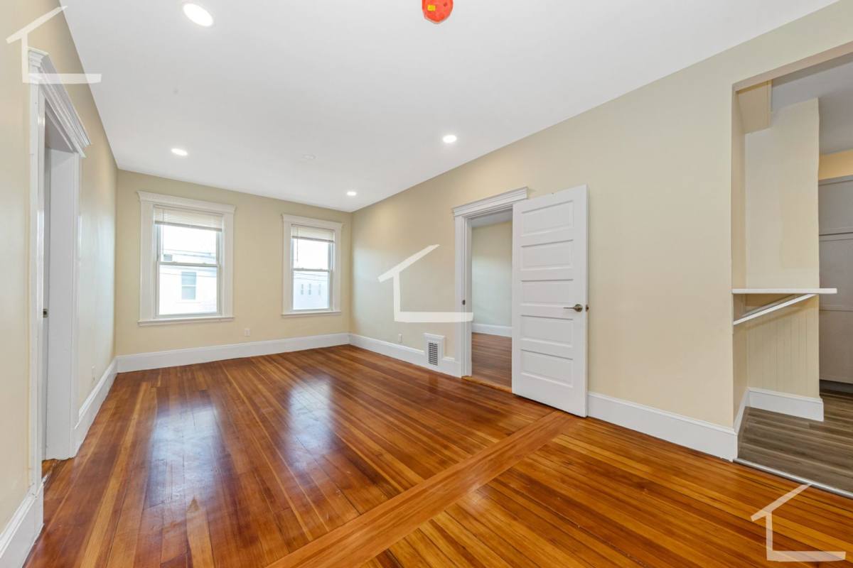 Apartment for rent at 44 Brackett St, Allston, MA 02134