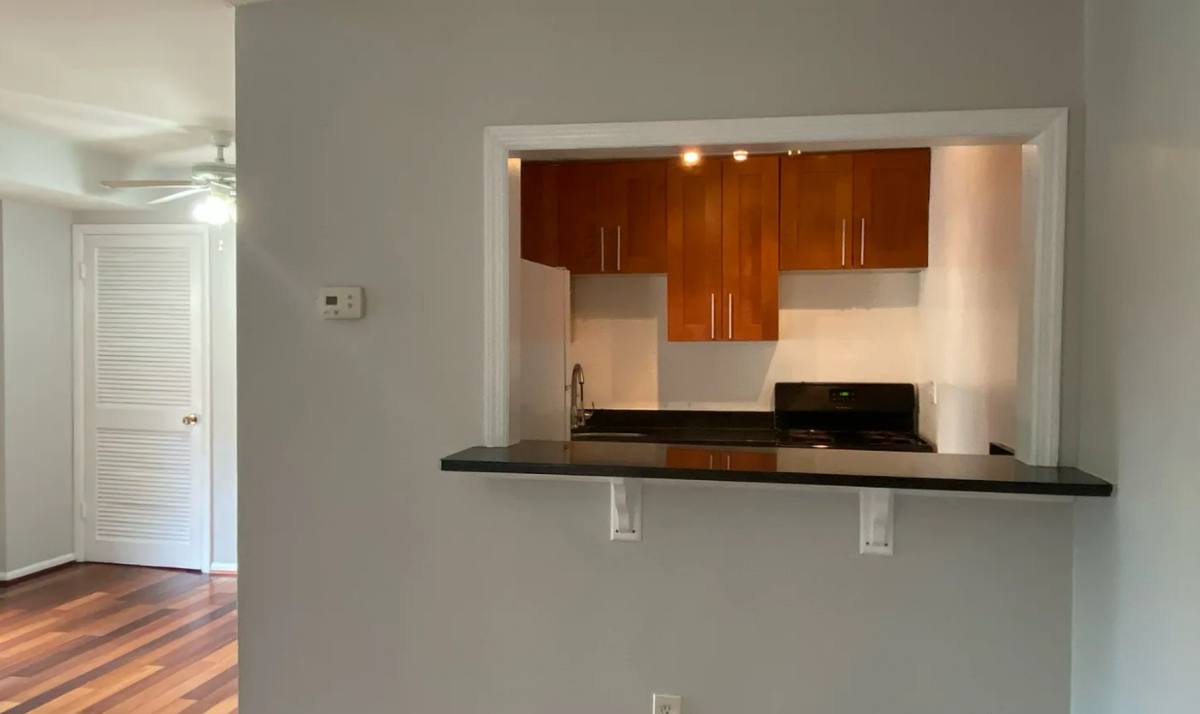 Apartment for rent at 3404 25th St S, Arlington, VA 22206